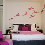 Foyer 4*