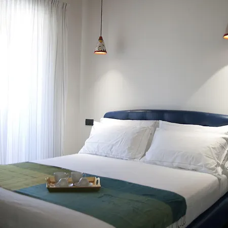 Foyer Rooms&suites - Self Check-in 4* Cagliari