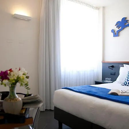Foyer Rooms&suites - Self Check-in 4*