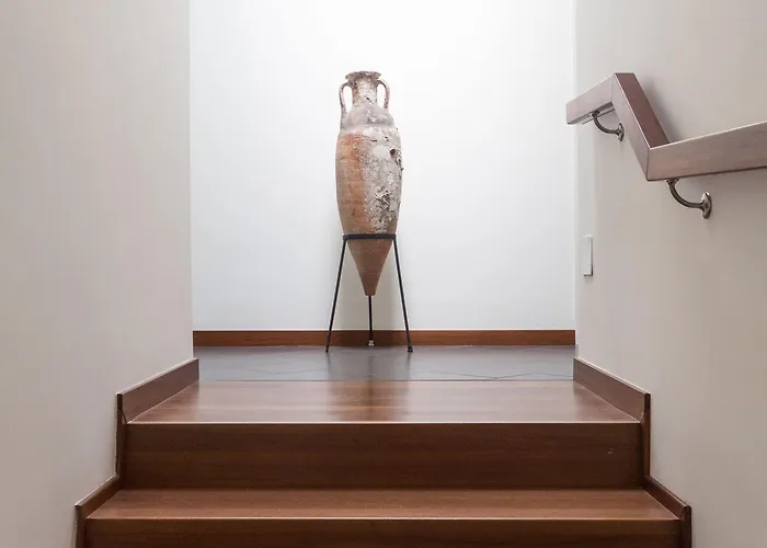 Foyer 4* Кальяри